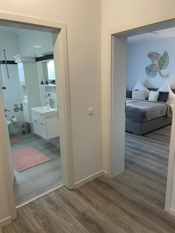 Prime Host Lovely Apartment 카를스루에 외부 사진